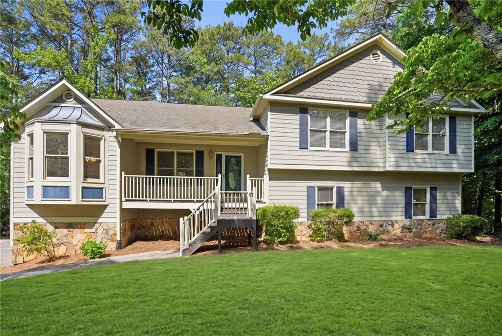 580 Drake Lane