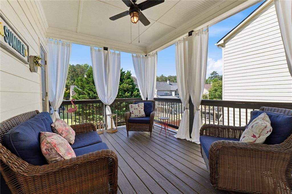 318 Lakestone Landing