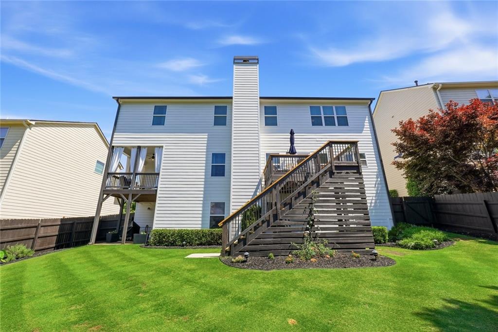 318 Lakestone Landing