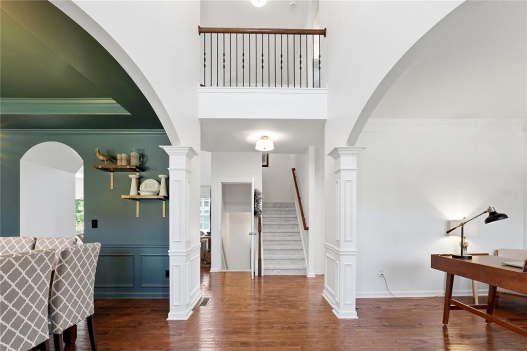 318 Lakestone Landing