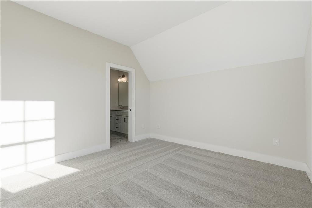 157 PALISADE Drive