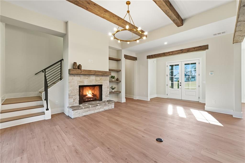 157 PALISADE Drive