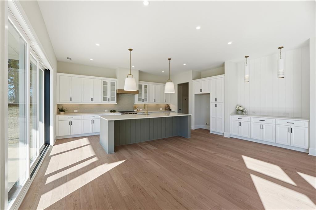 158 PALISADE Drive