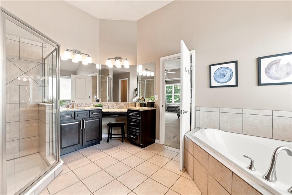 180 Lakestone Parkway