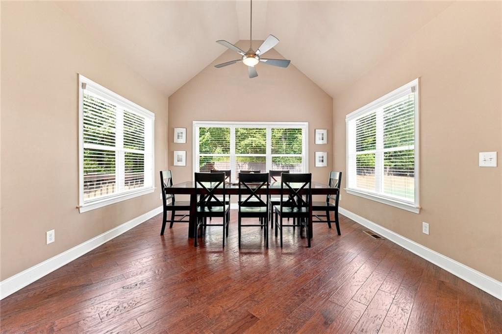 180 Lakestone Parkway