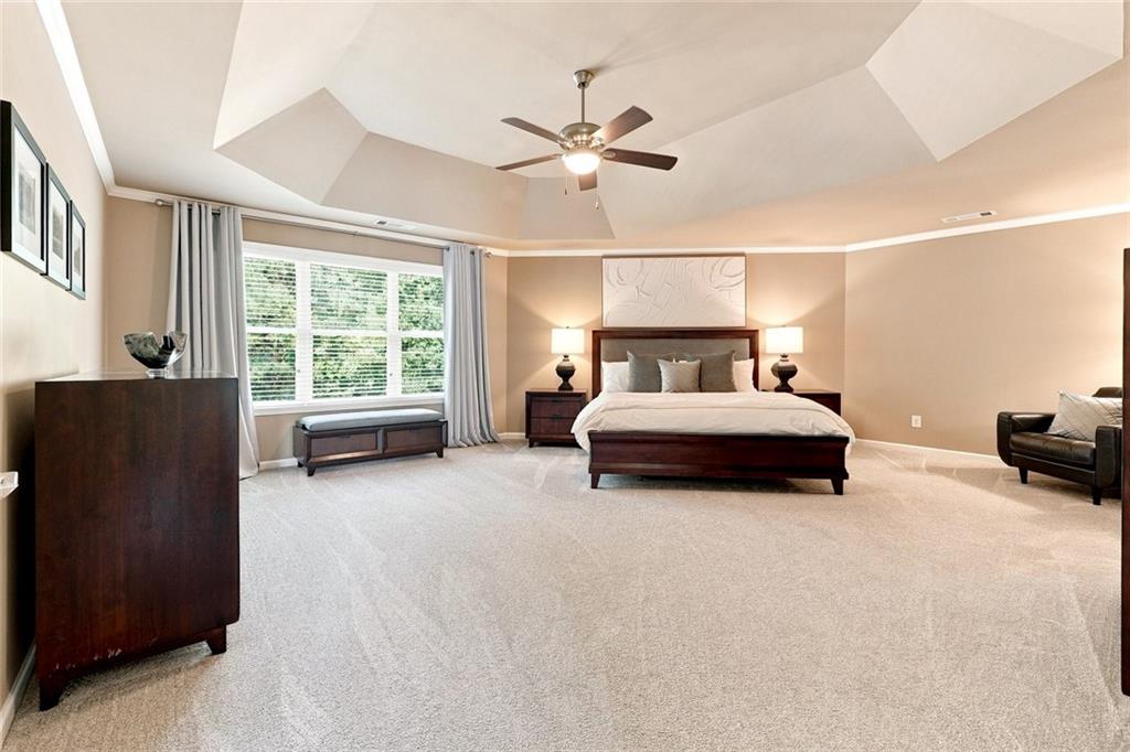 180 Lakestone Parkway