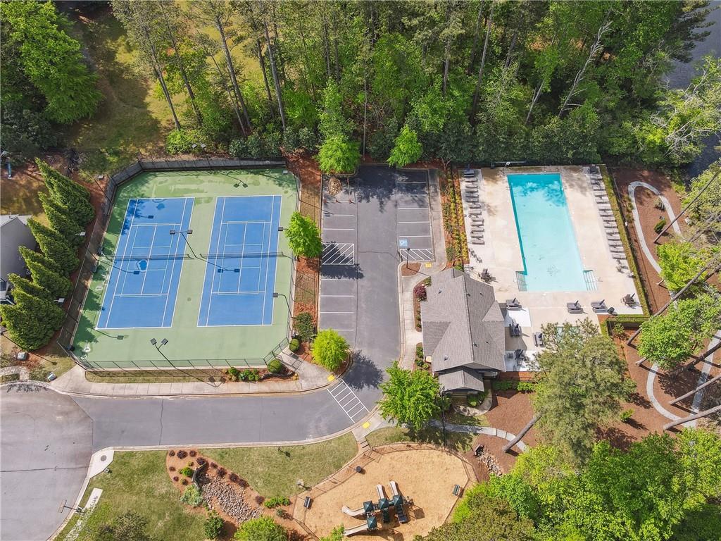 180 Lakestone Parkway