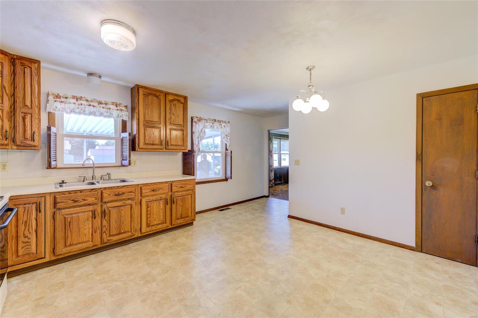 2829 Olde Greenwich Drive