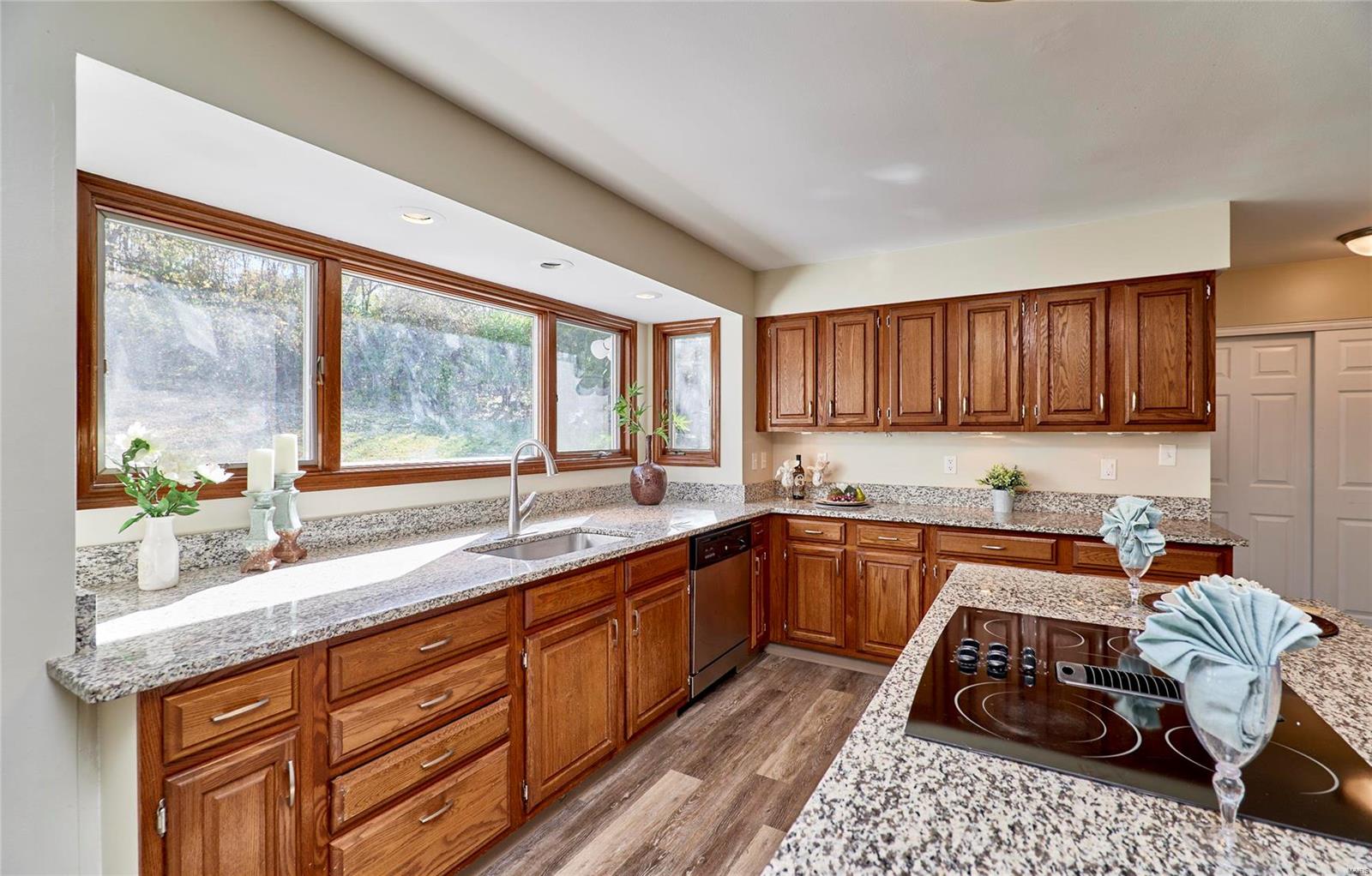 11909 Autumn Lakes Drive