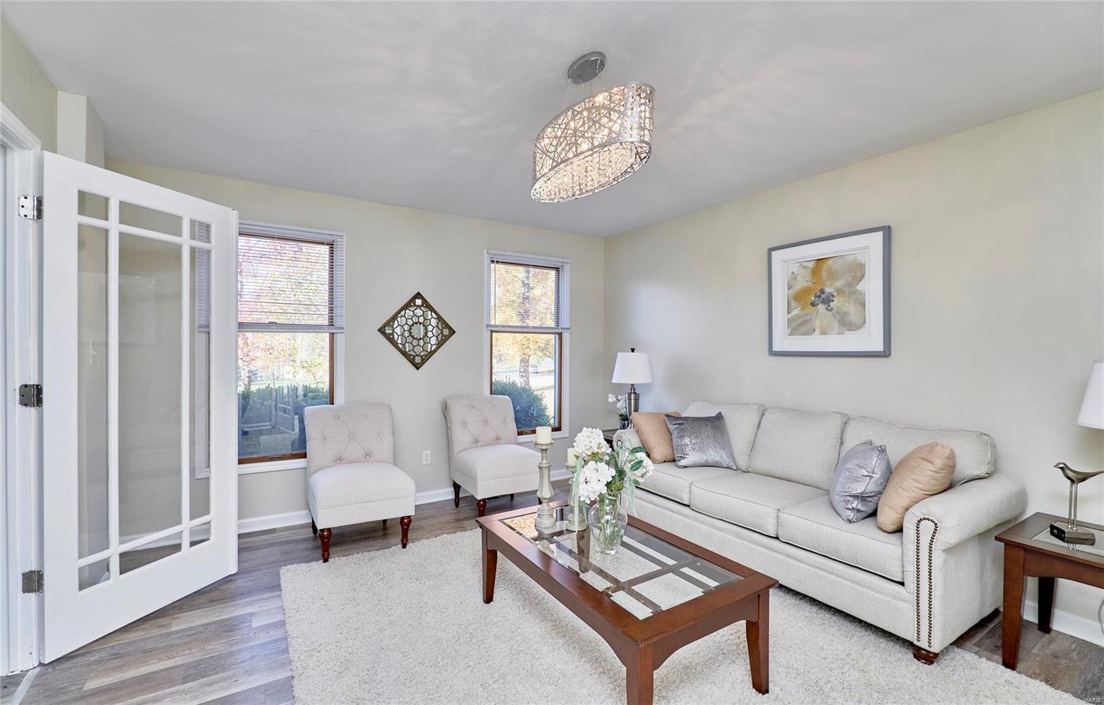 11909 Autumn Lakes Drive