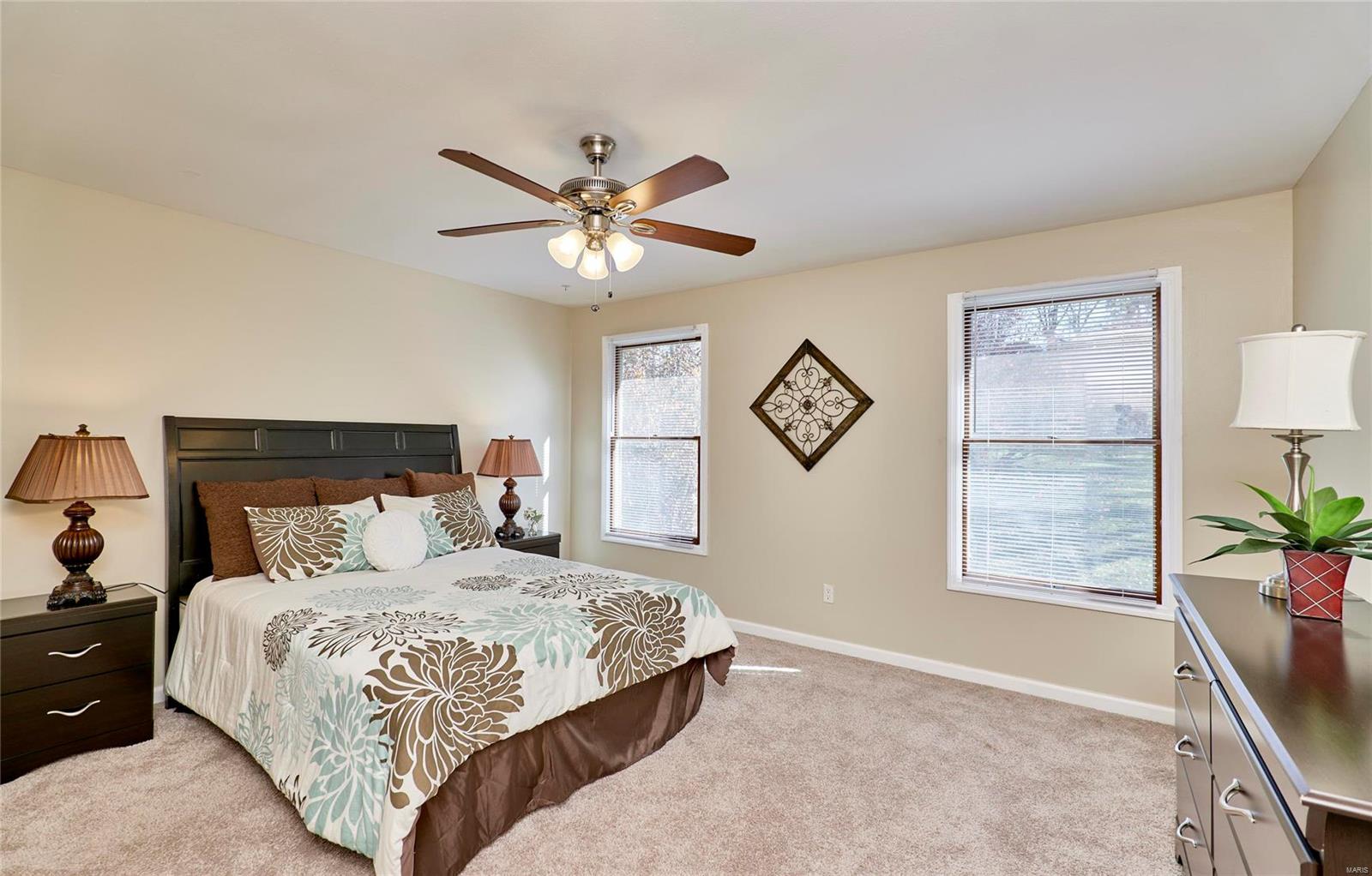 11909 Autumn Lakes Drive