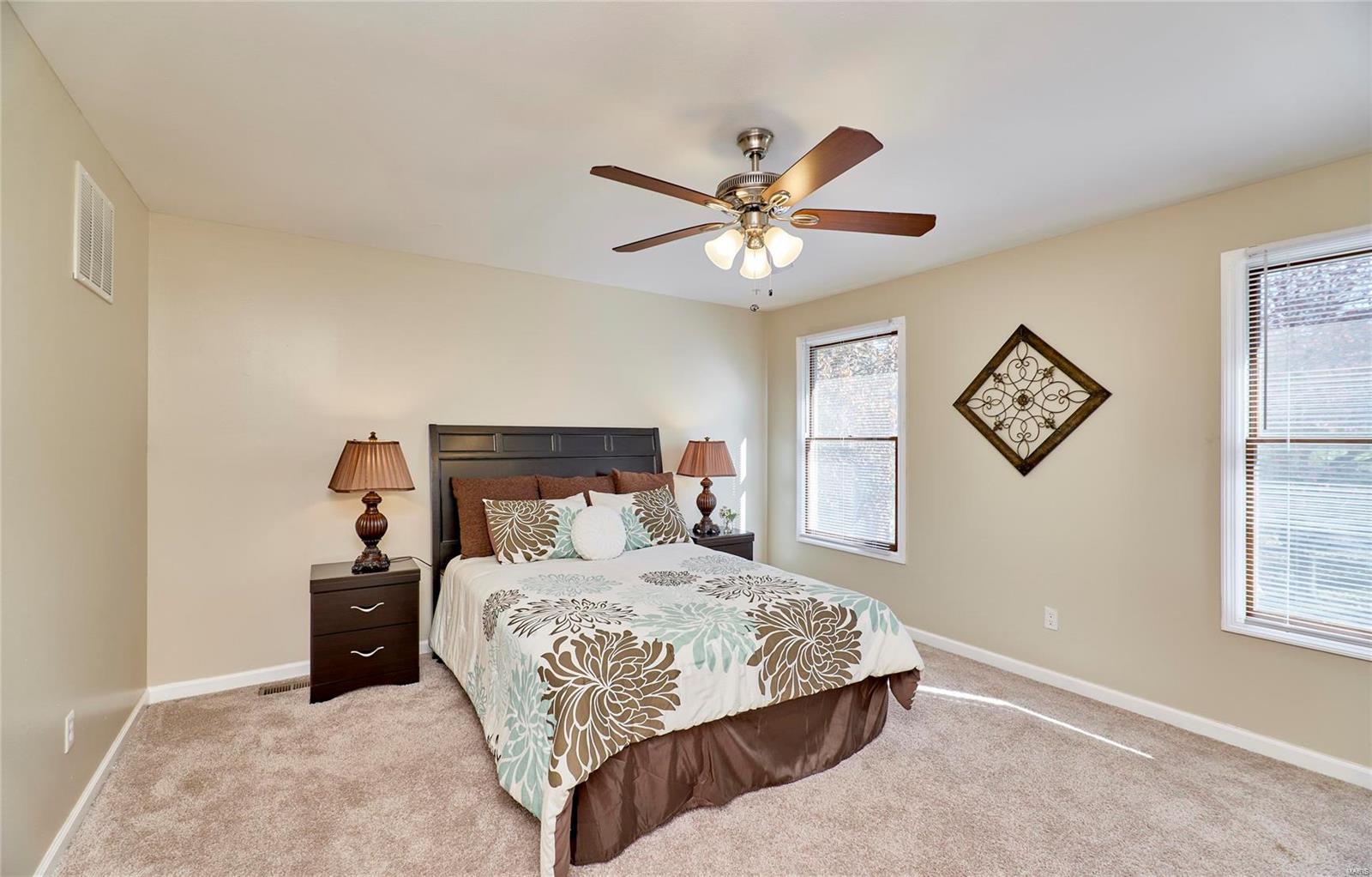 11909 Autumn Lakes Drive