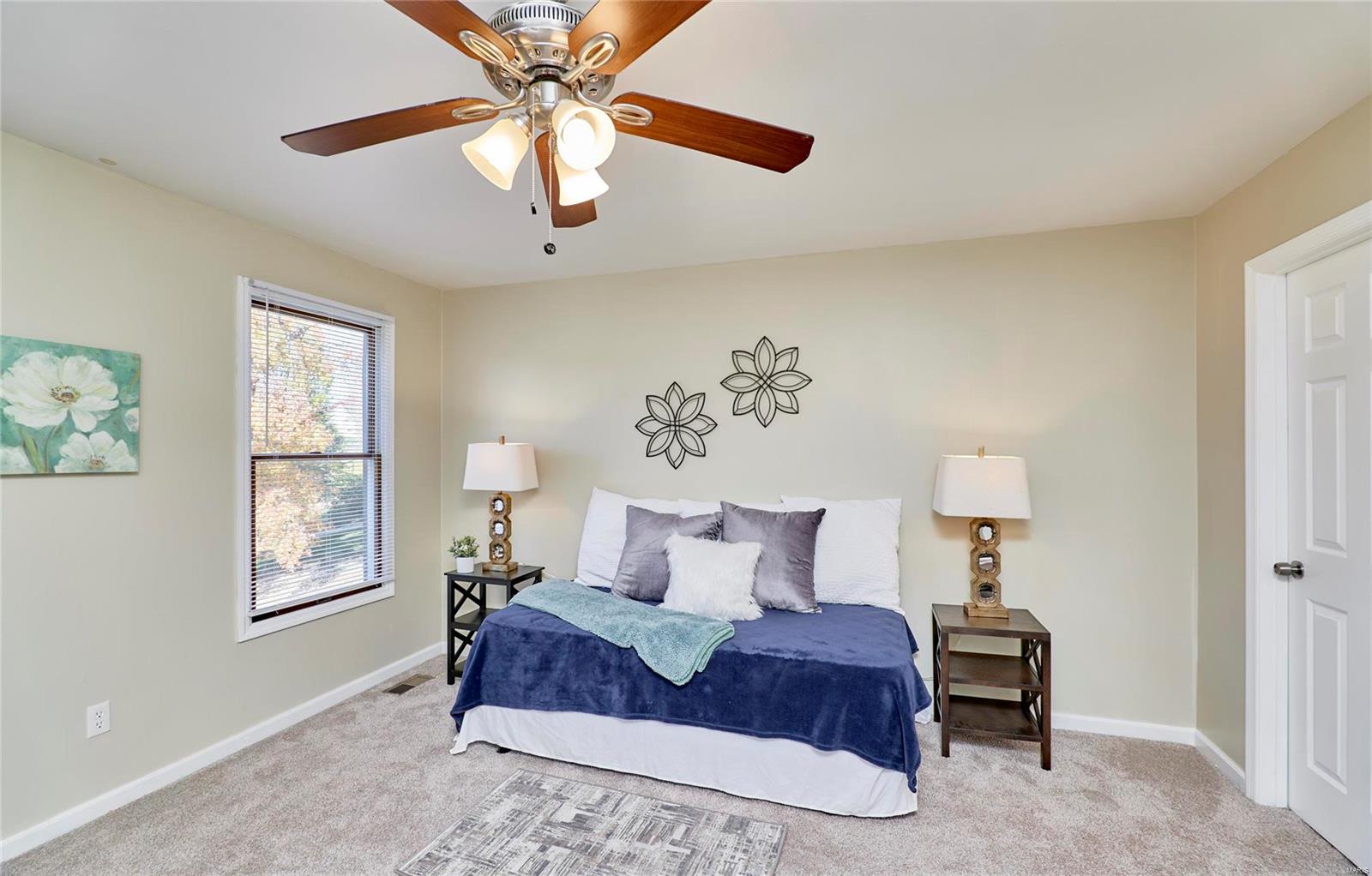 11909 Autumn Lakes Drive