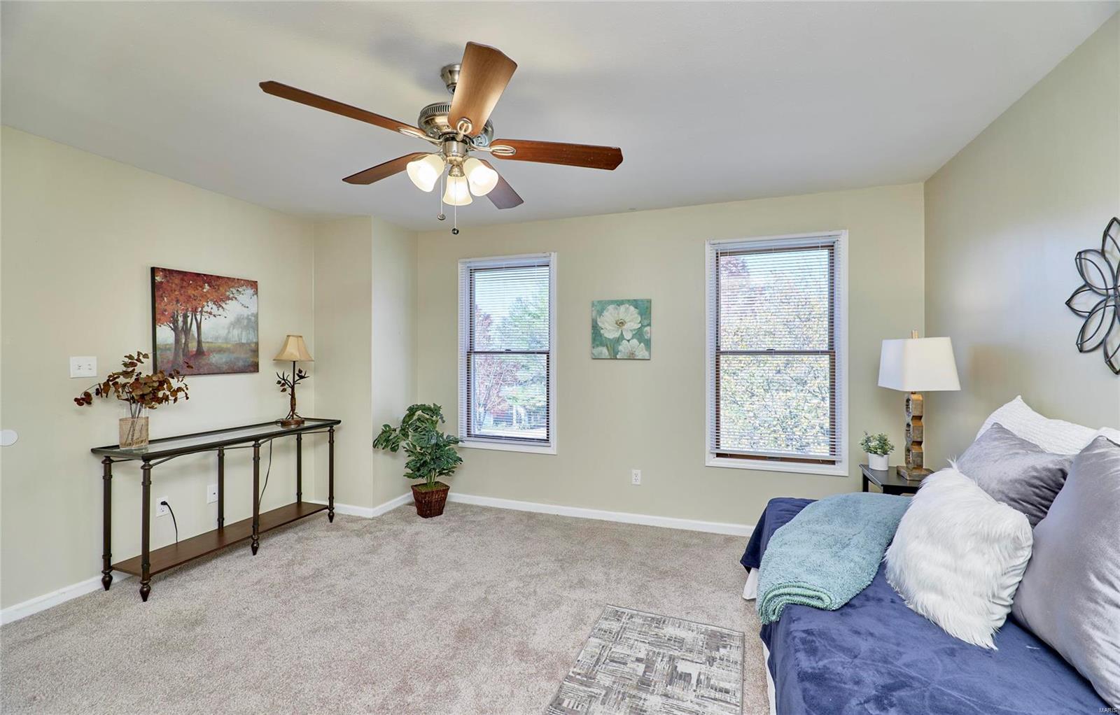 11909 Autumn Lakes Drive