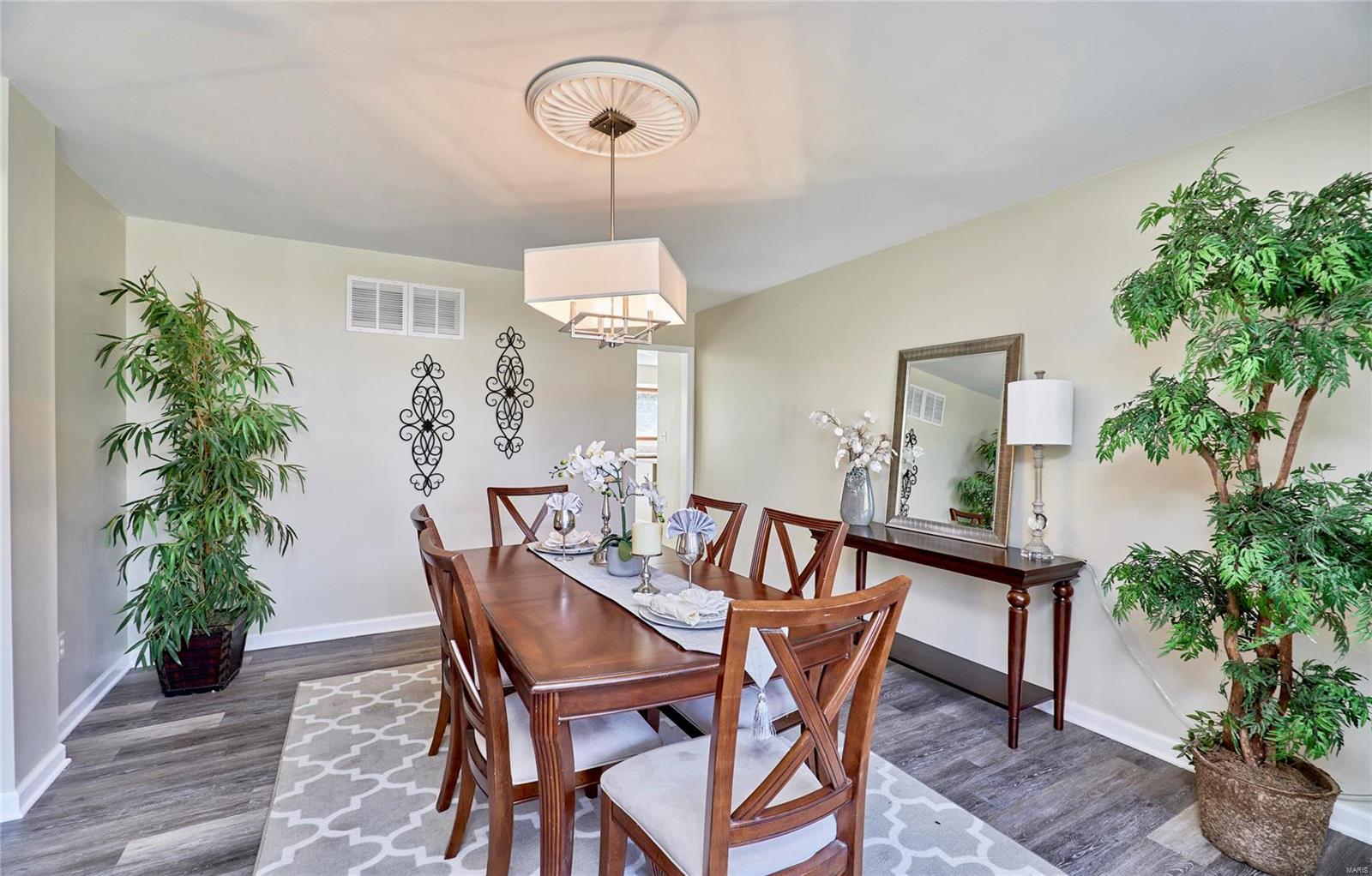 11909 Autumn Lakes Drive