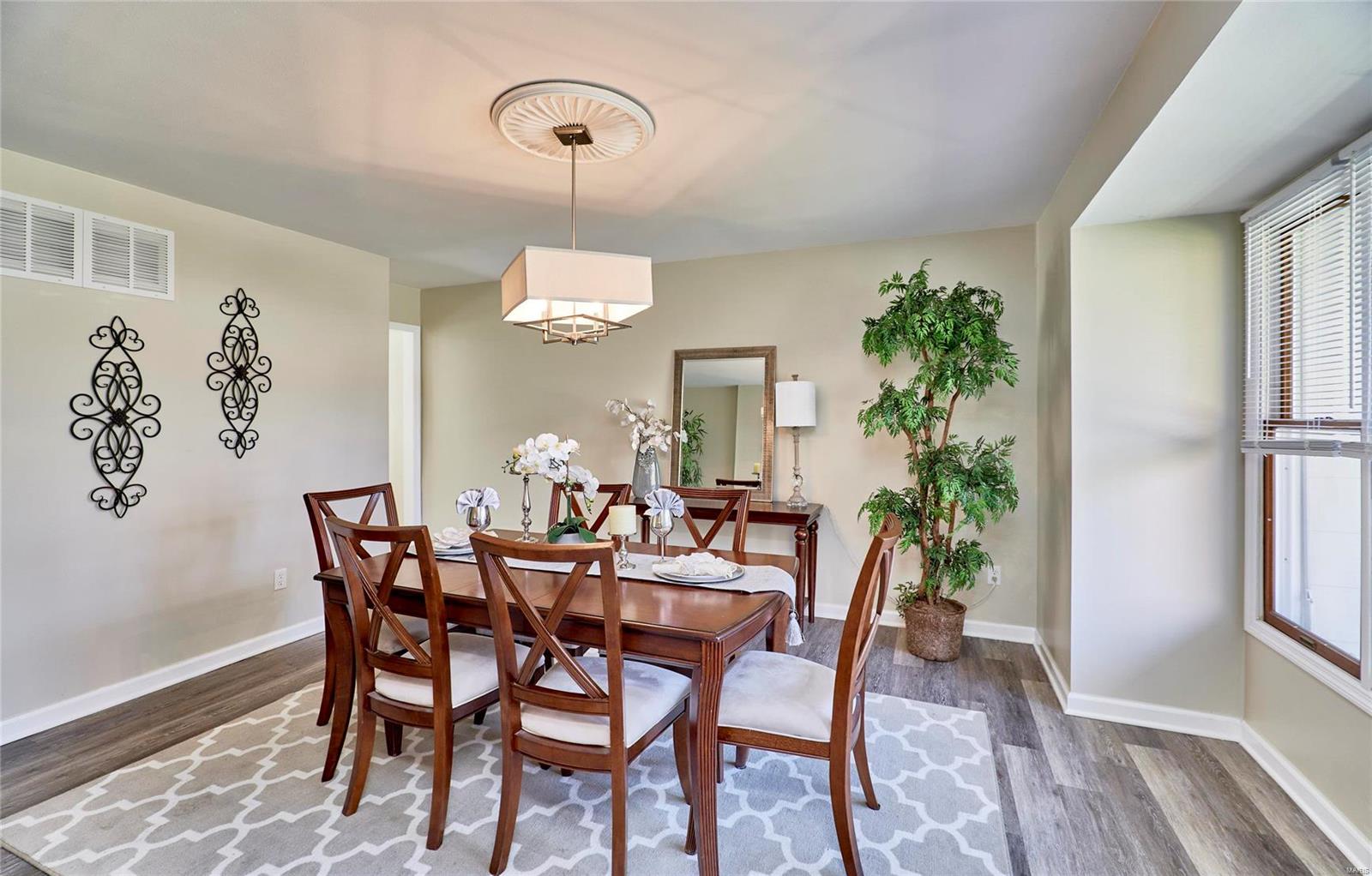 11909 Autumn Lakes Drive