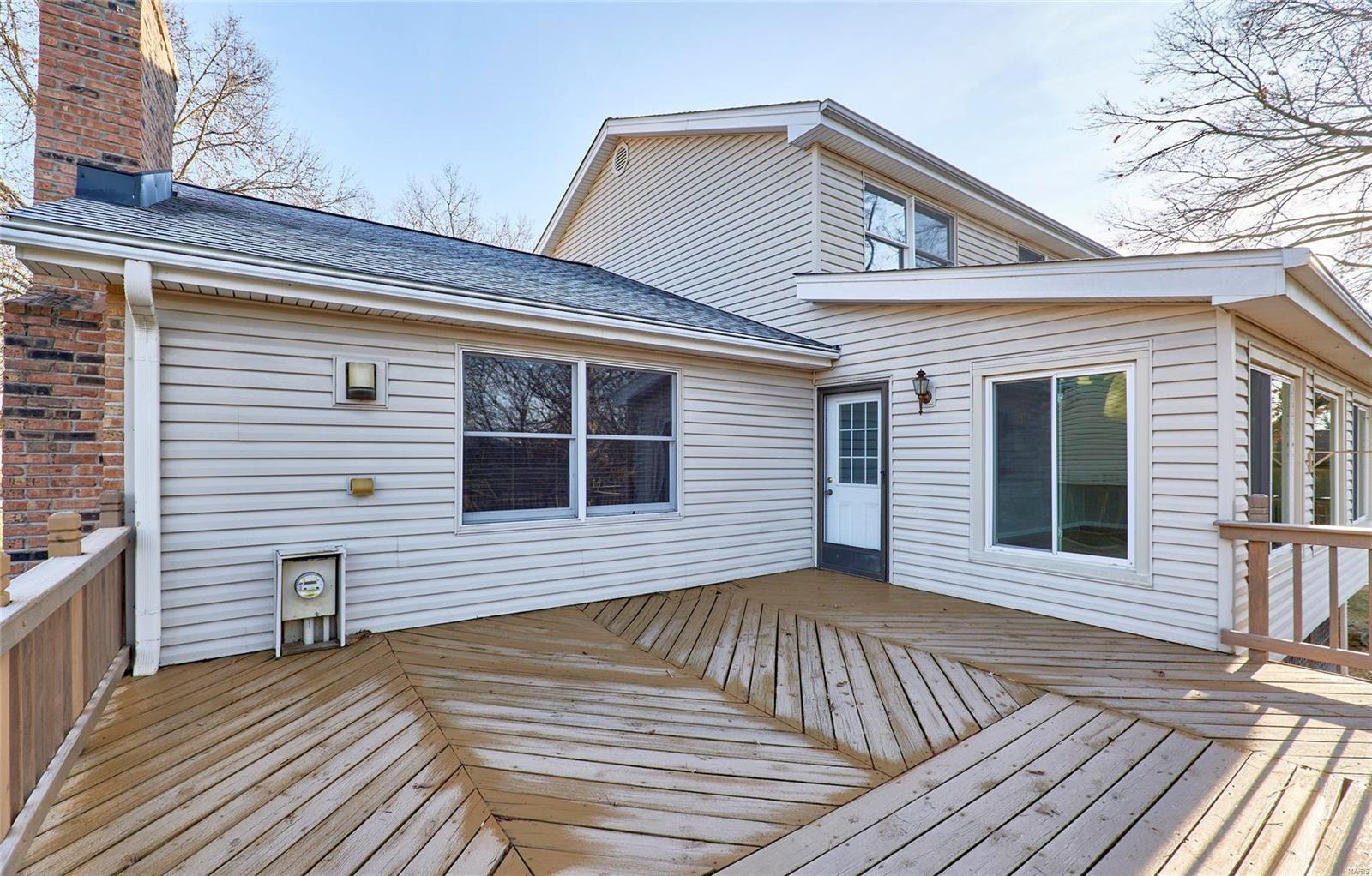 15616 Century Lake Drive