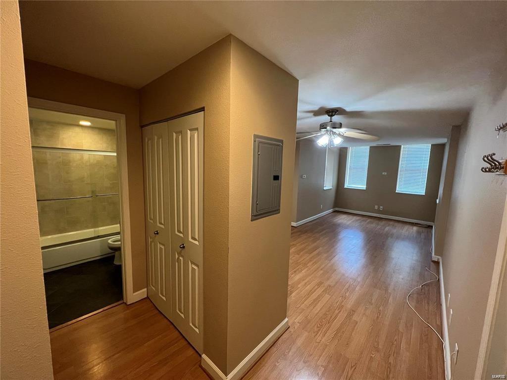 5696 Kingsbury Avenue Unit: 103