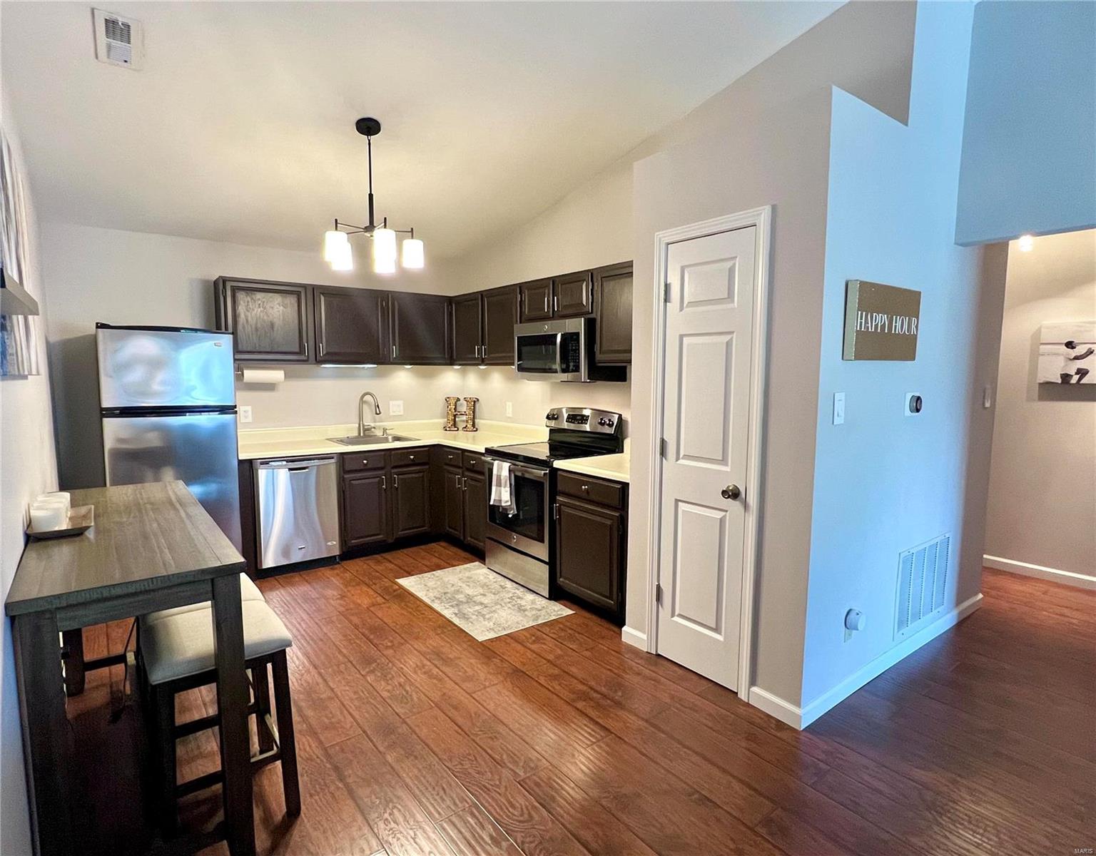 1961 Marine Terrace Drive Unit: L