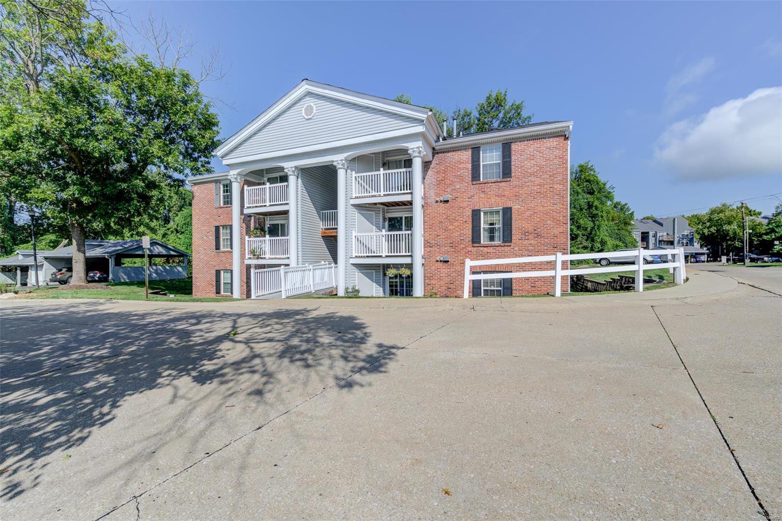 1961 Marine Terrace Drive Unit: L