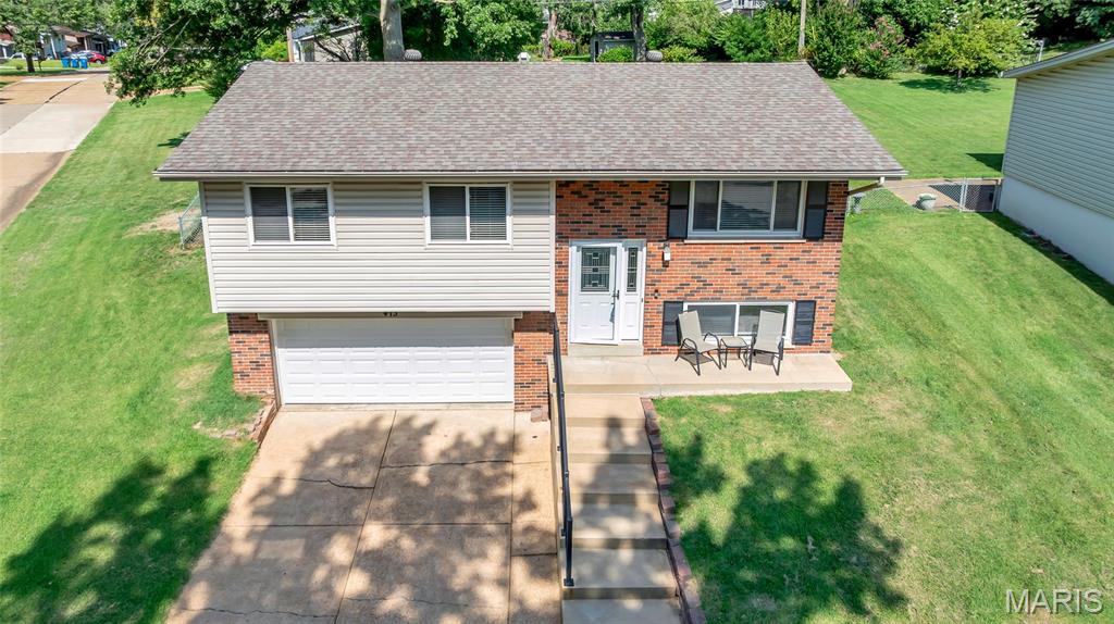 413 Lindy Boulevard