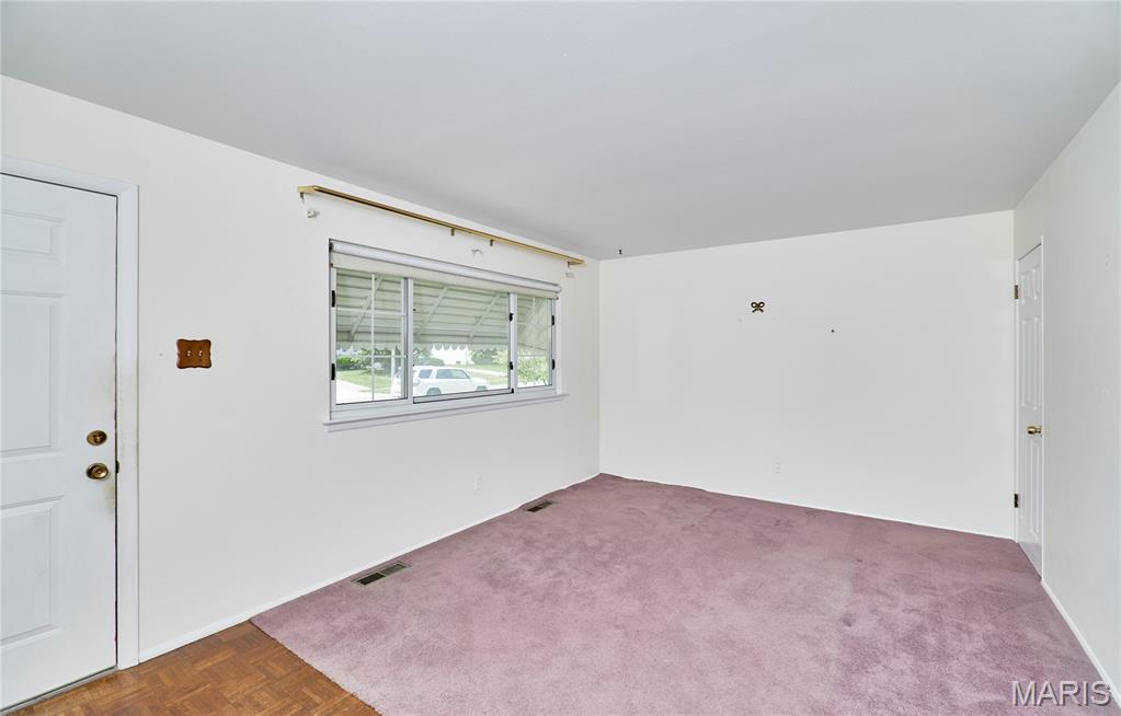 1045 Bellarmine Lane