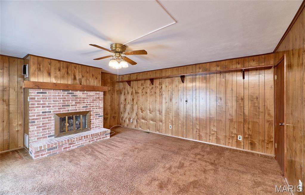 1045 Bellarmine Lane