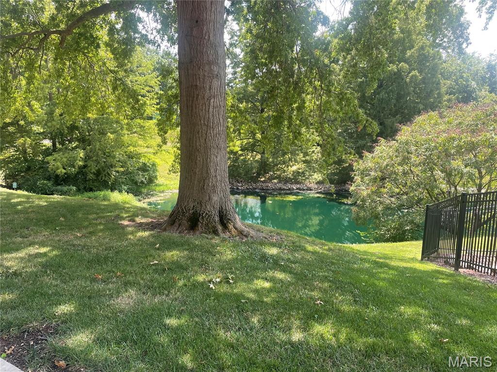 1982 Greenpoint Drive Unit: 201