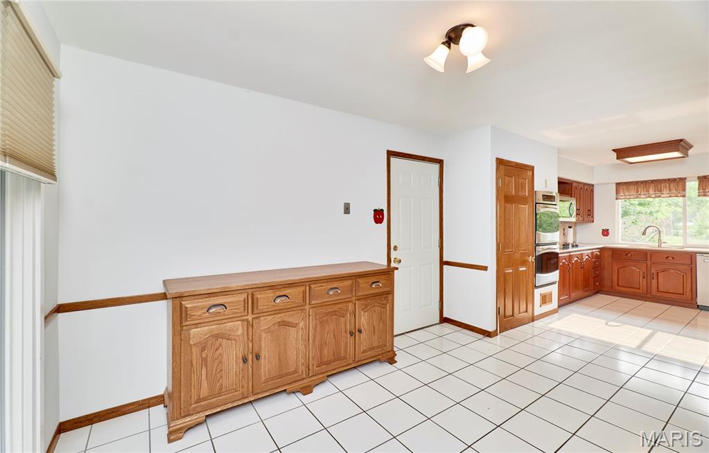4 Swindon Court