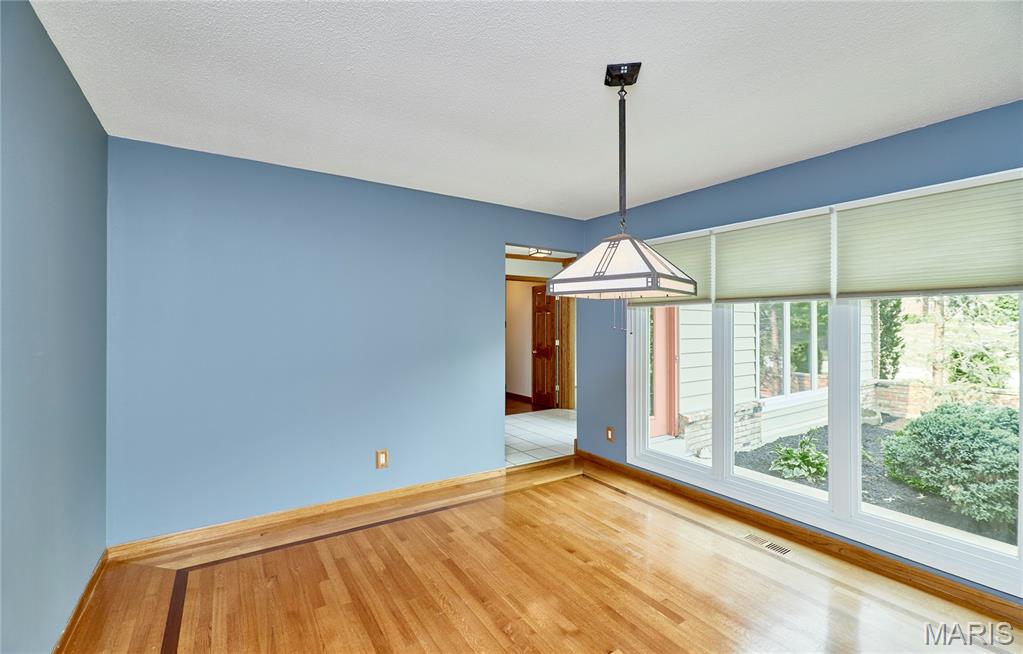 4 Swindon Court