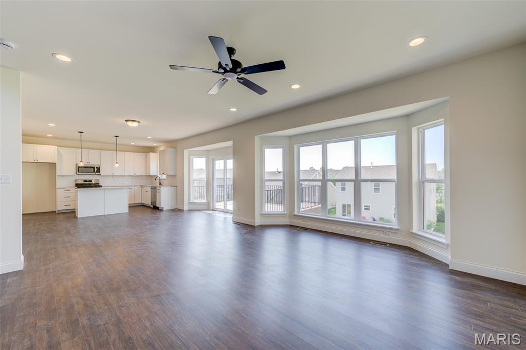 2025 Maryland Oaks Circle