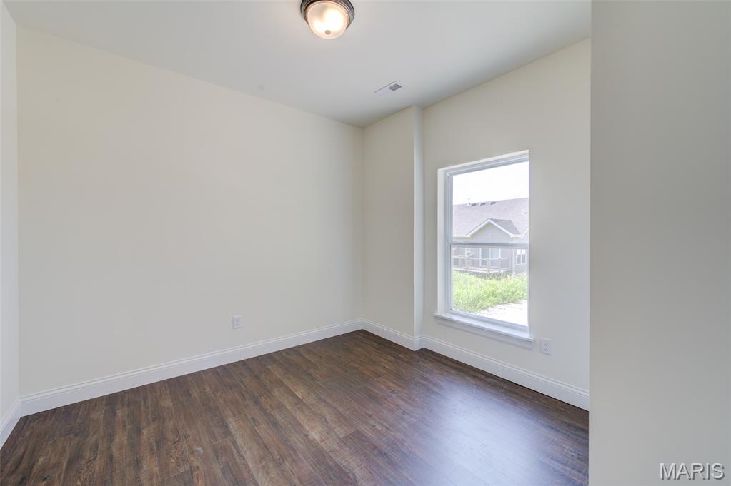 2025 Maryland Oaks Circle