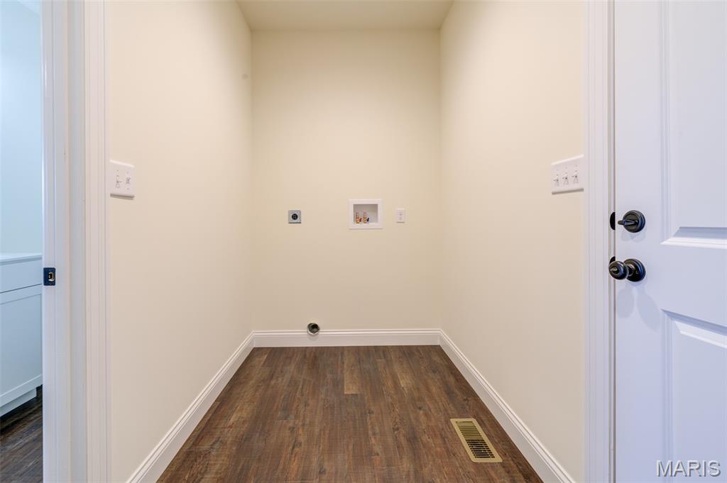 2025 Maryland Oaks Circle