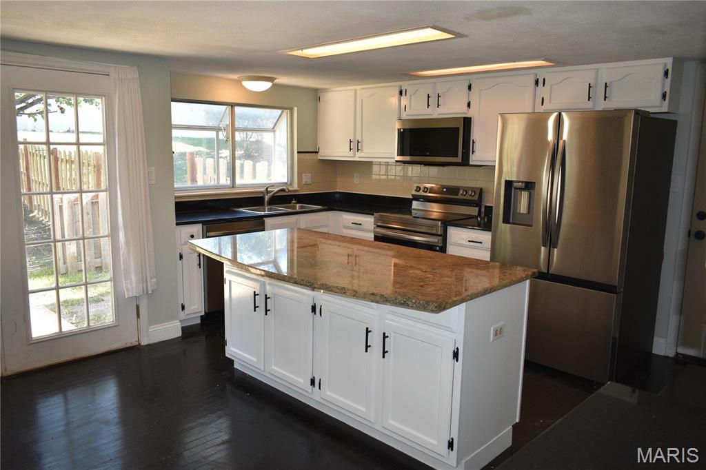 16407 Westglen Farms Drive