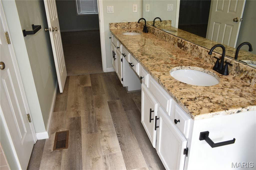 16407 Westglen Farms Drive