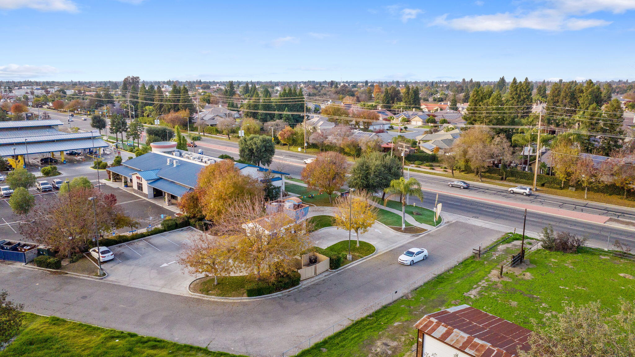 1103 W Caldwell Avenue