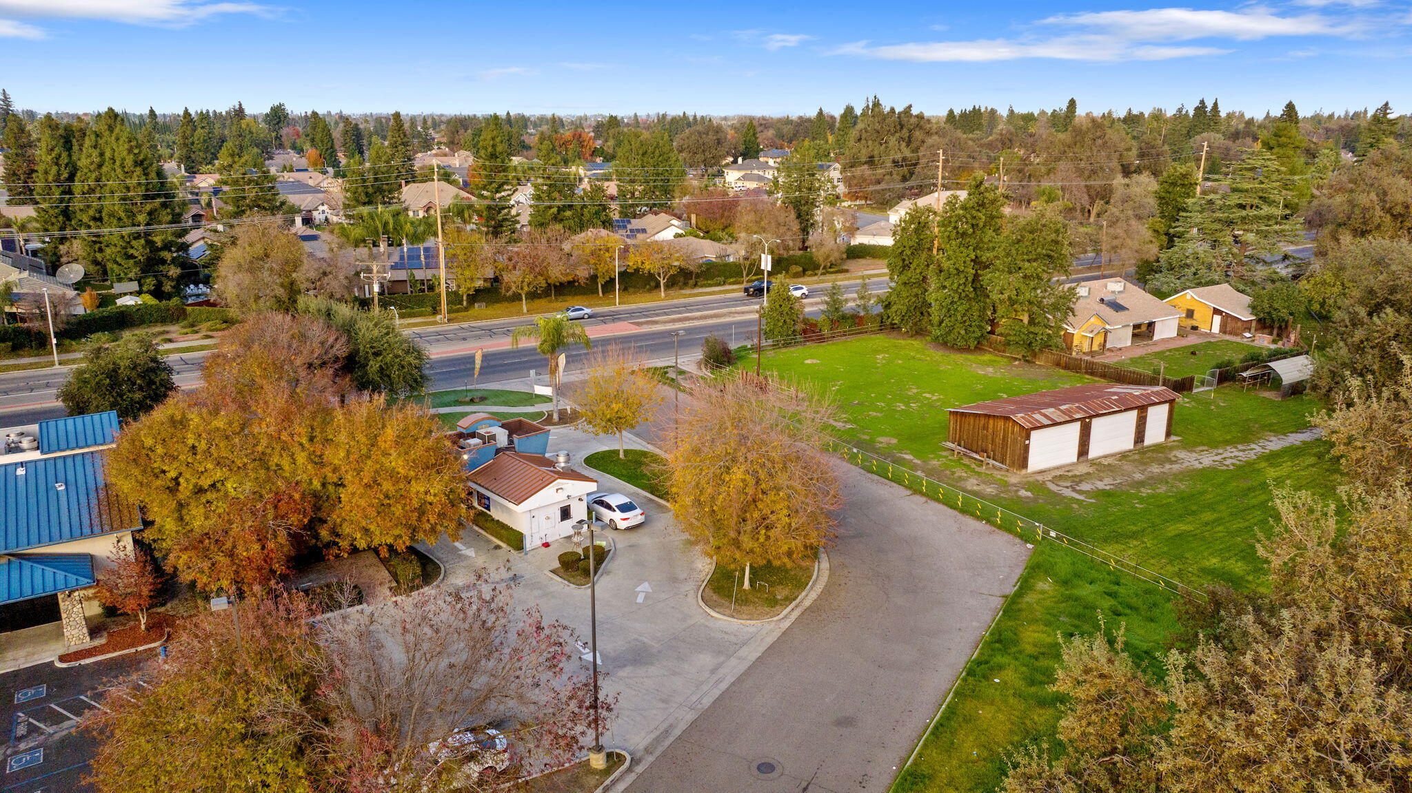 1103 W Caldwell Avenue