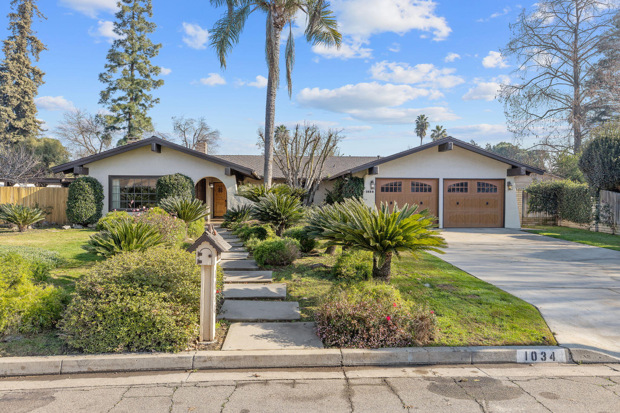 1034 N Manor Drive