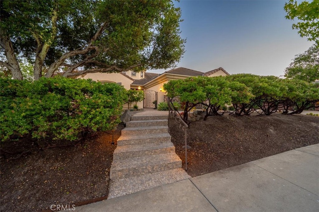 347 Village Glen Dr.