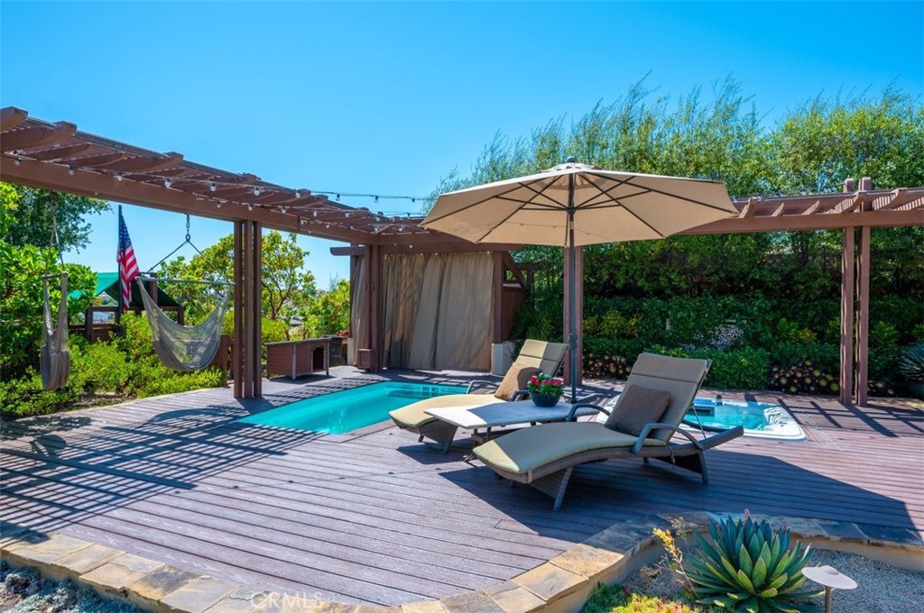 347 Village Glen Dr.