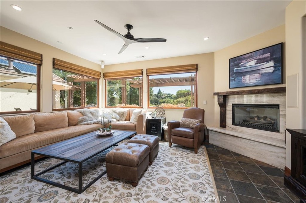 347 Village Glen Dr.