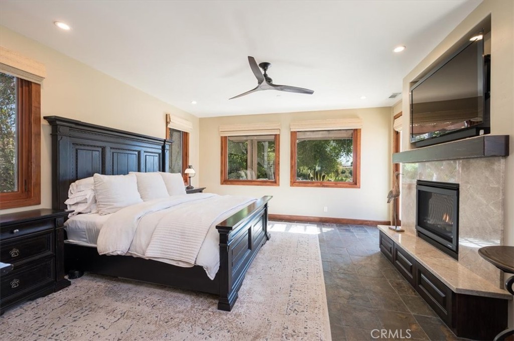 347 Village Glen Dr.