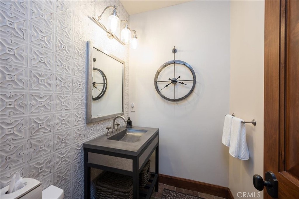 347 Village Glen Dr.