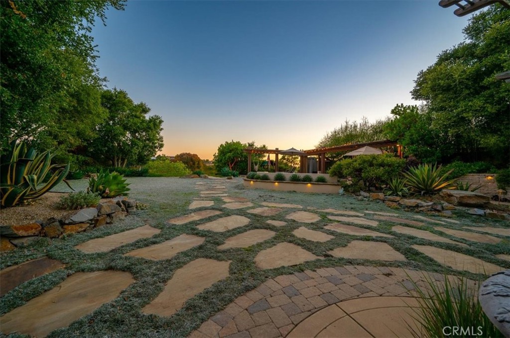 347 Village Glen Dr.