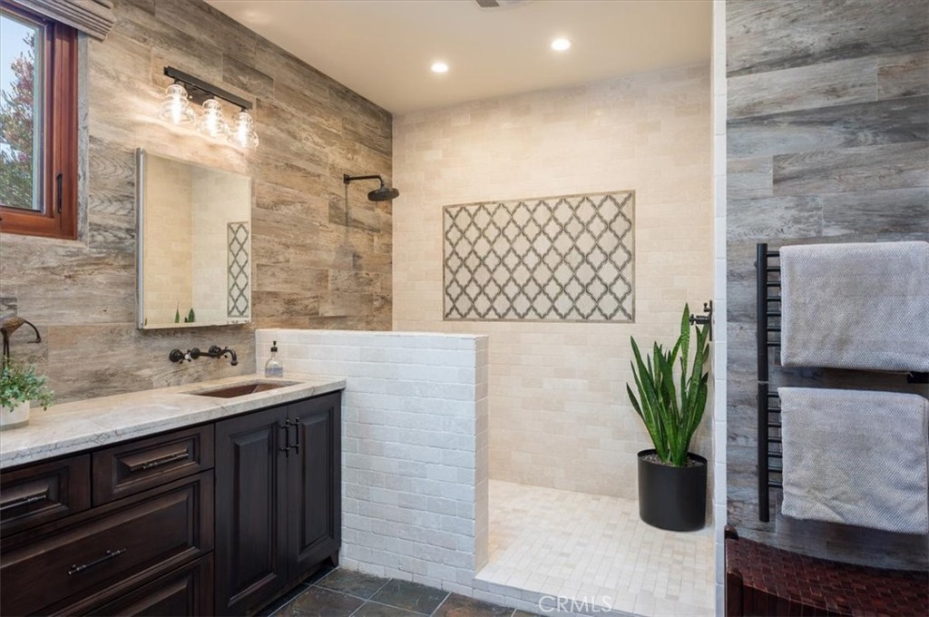 347 Village Glen Dr.