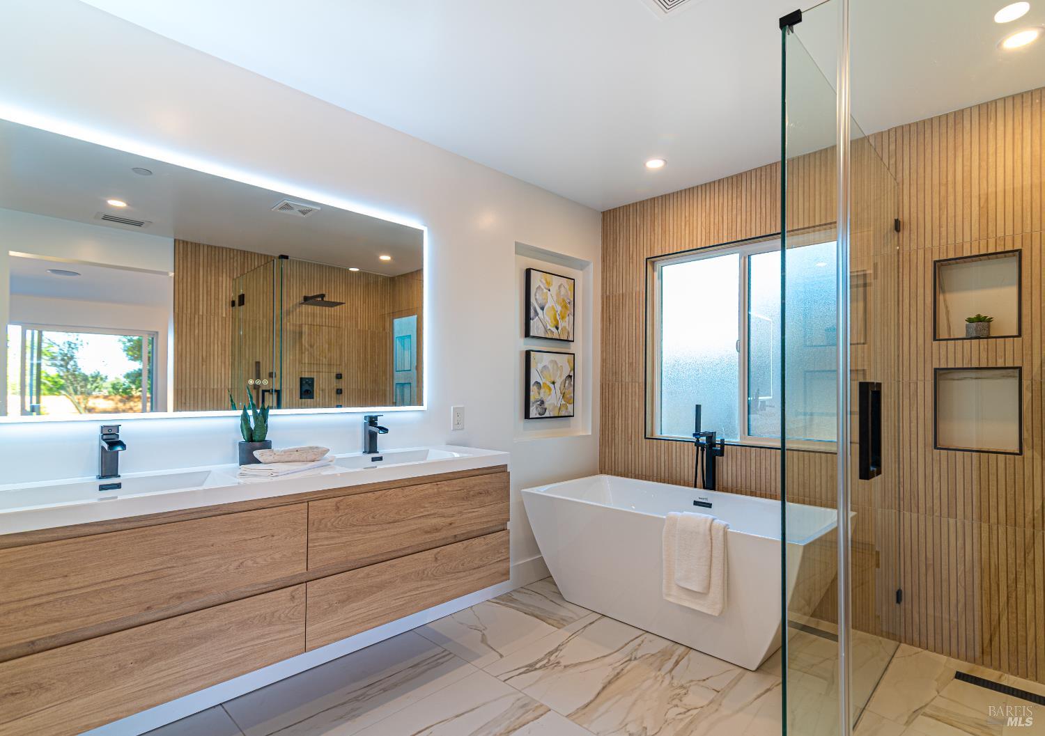 2550 Heatherstone Dr