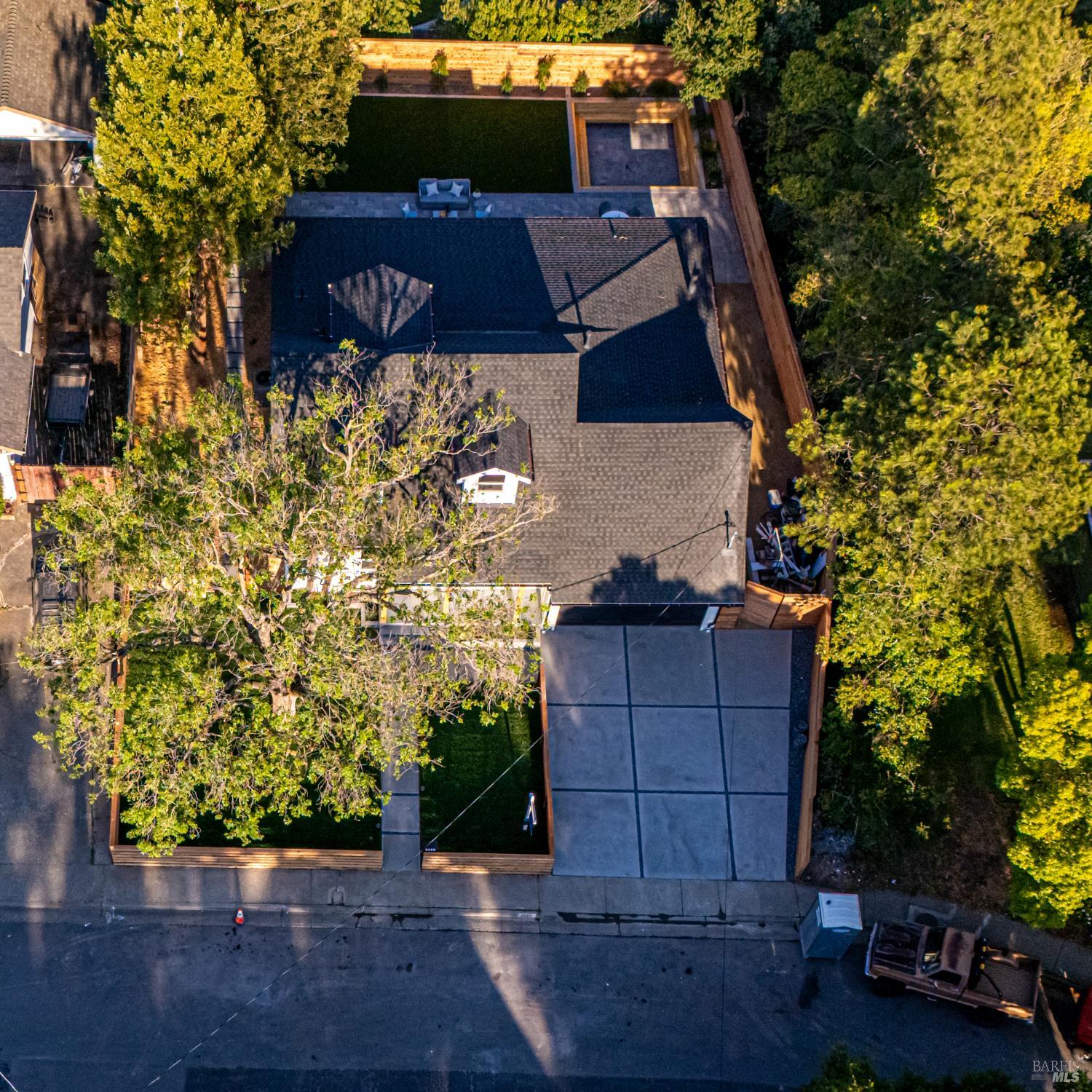 2550 Heatherstone Dr