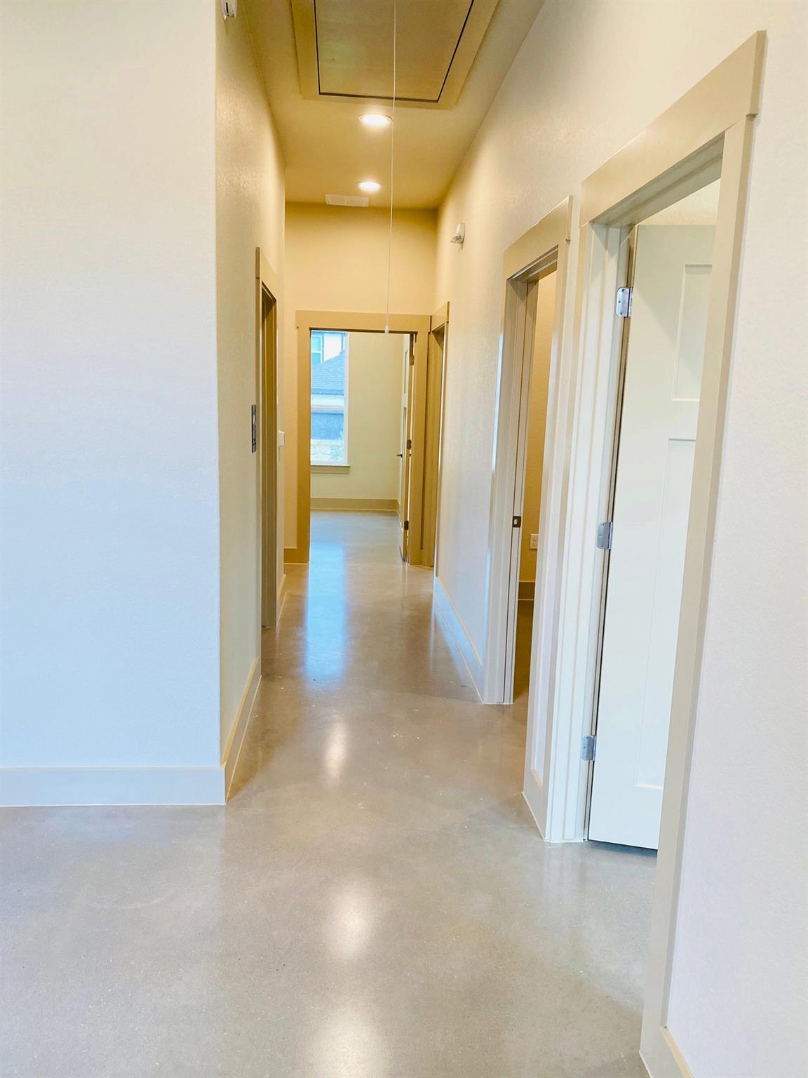 10824 E Crystal Falls PKWY # 504