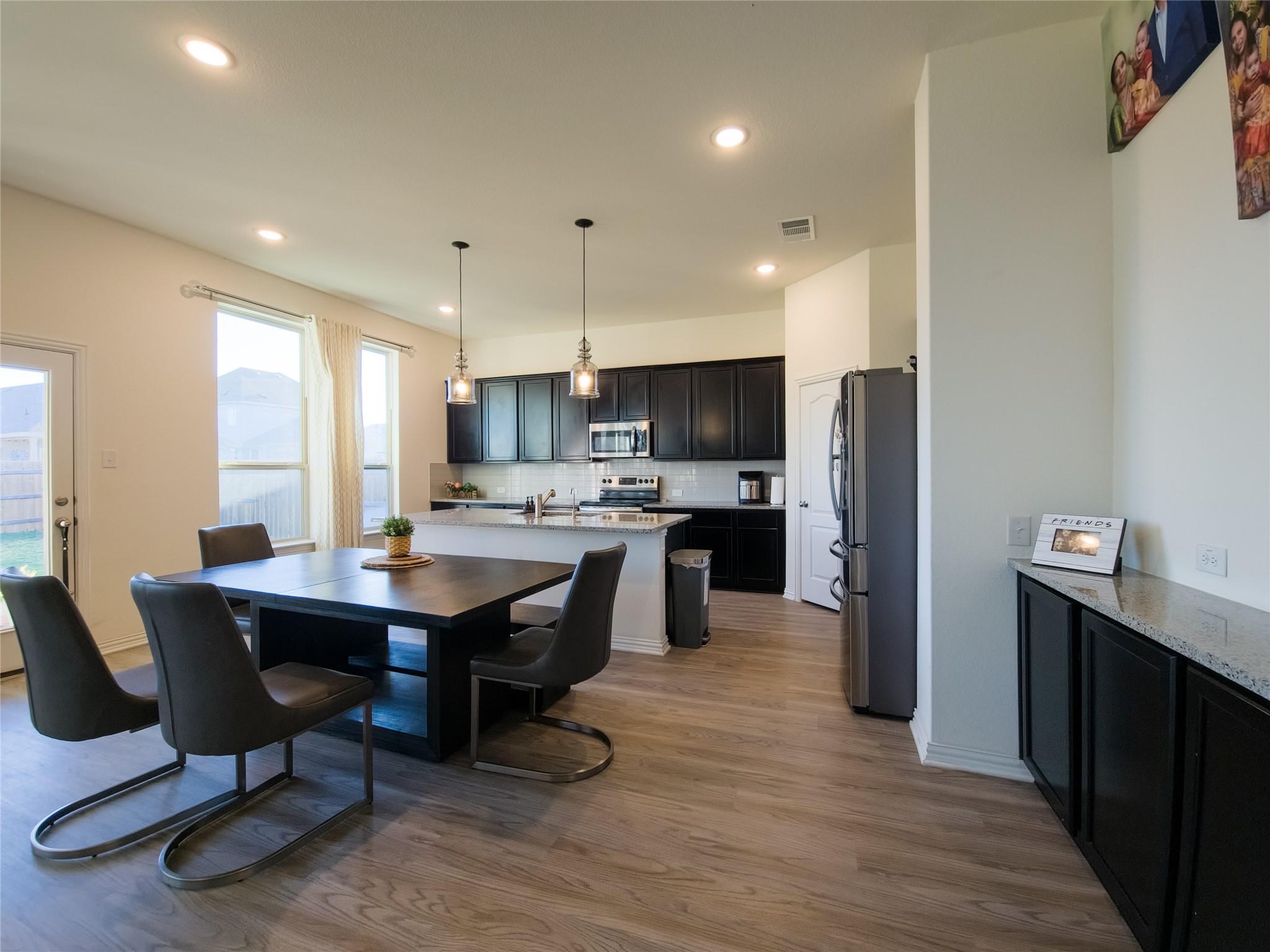 627 Pheasant Hill LN