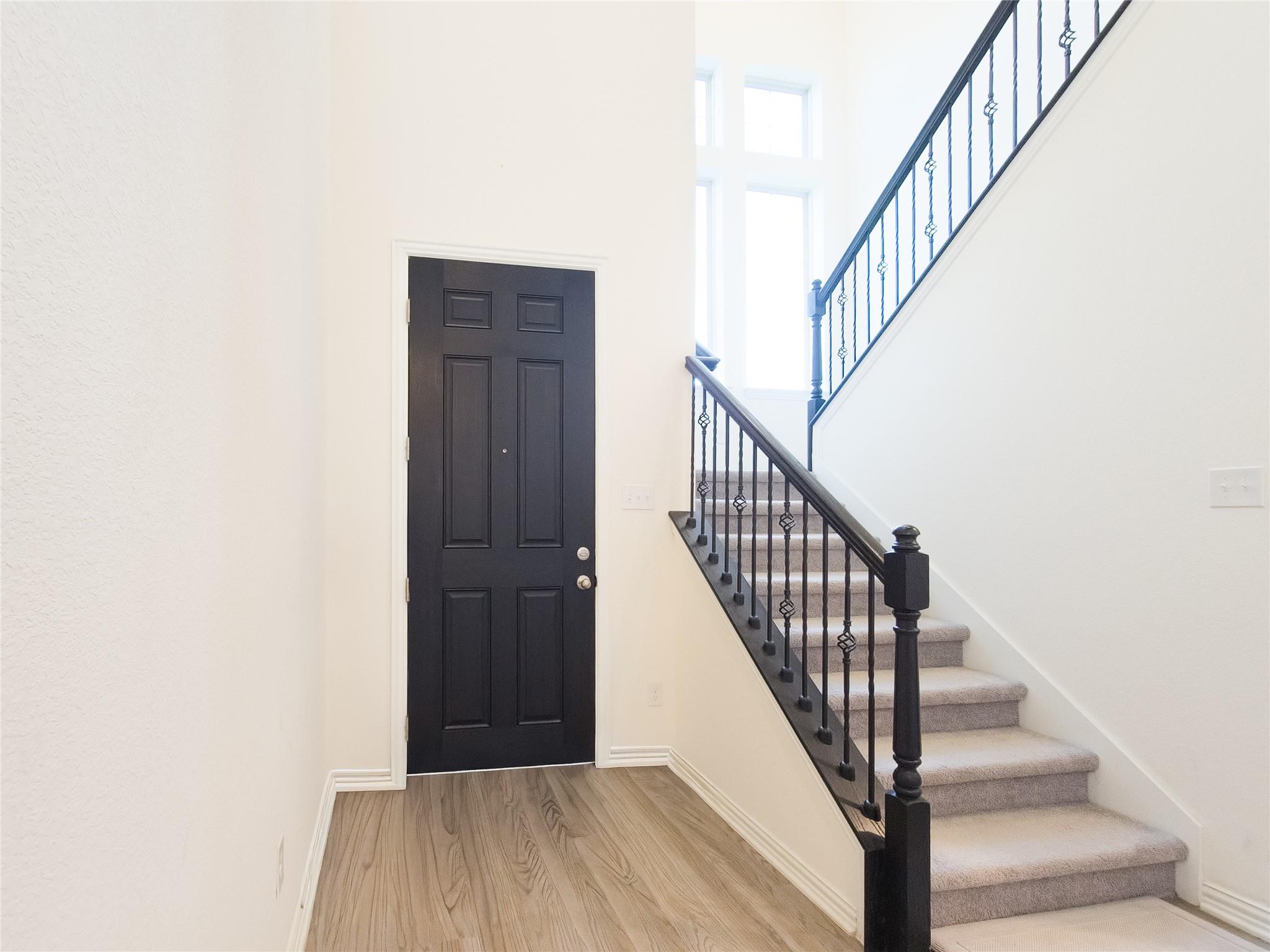 627 Pheasant Hill LN